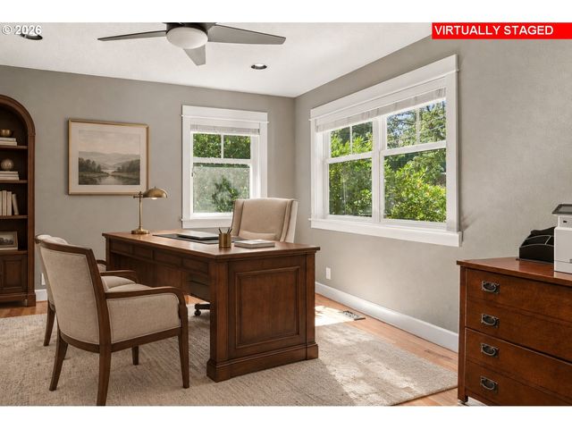 16294 PARKER Rd, Lake Oswego, OR 97035