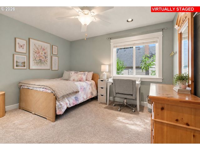 16294 PARKER Rd, Lake Oswego, OR 97035
