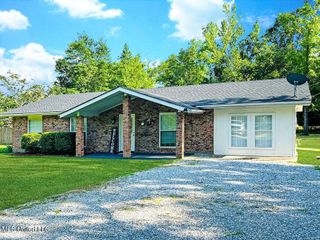 113 Richardson Road, Picayune, MS 39466