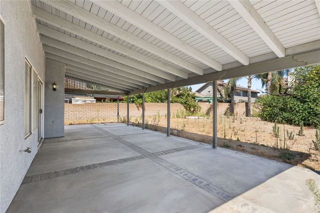 6613 Blanchard, Fontana, CA 92336