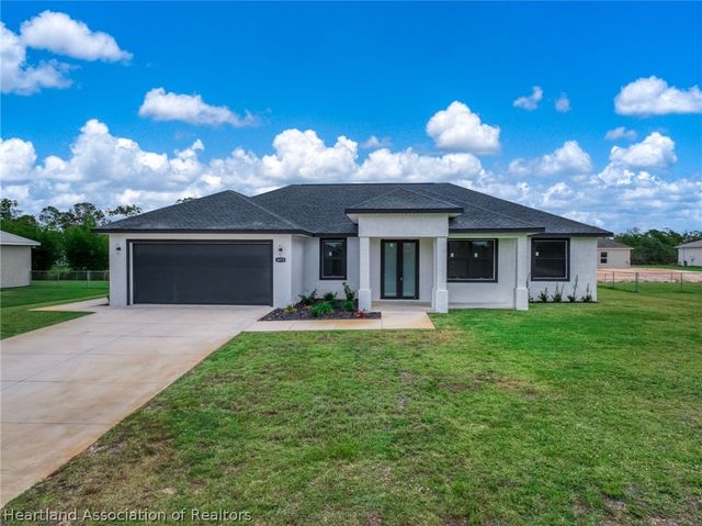 4975 San Ignacio Drive, Sebring, FL 33872