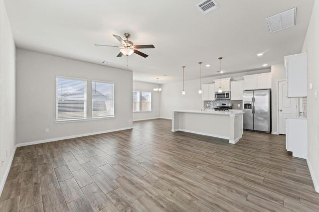 1214 Mira Mar Court, Rosharon, TX 77583