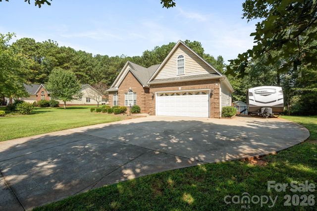 136 Gibralter Point Road, Dallas, NC 28034