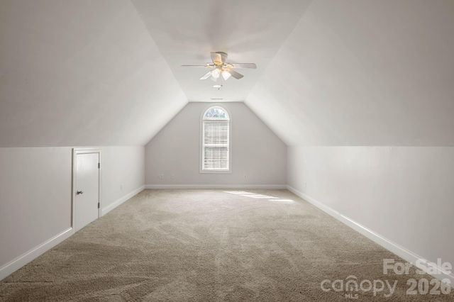 136 Gibralter Point Road, Dallas, NC 28034