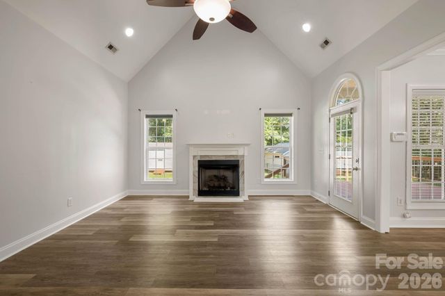 136 Gibralter Point Road, Dallas, NC 28034
