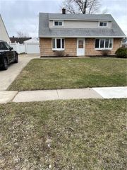 121 East Somerset Avenue, Tonawanda, NY 14150