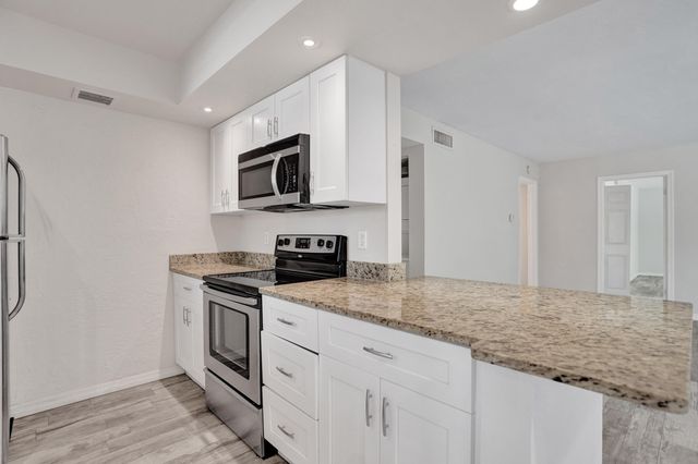 115 SW 1ST Avenue 1, Boynton Beach, FL 33435