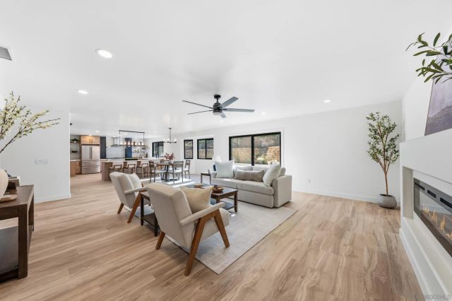 1544 La Vine Ln, Vista, CA 92084