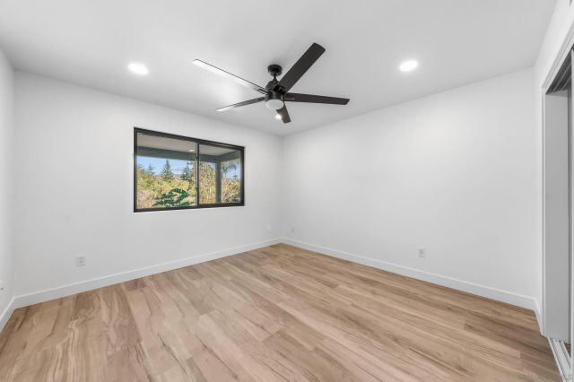 1544 La Vine Ln, Vista, CA 92084