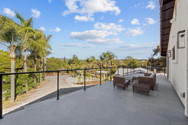 1544 La Vine Ln, Vista, CA 92084