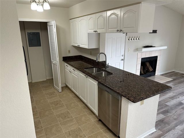 2550 N ALAFAYA TRAIL 3301, Orlando, FL 32826