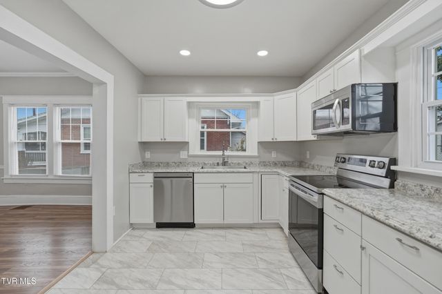 1017 Catawba Street, Kingsport, TN 37660