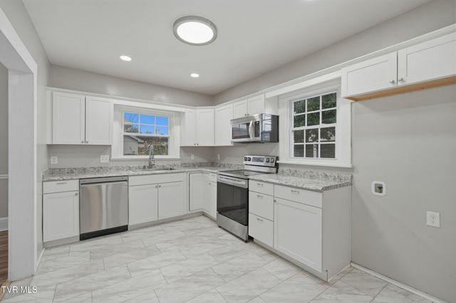 1017 Catawba Street, Kingsport, TN 37660