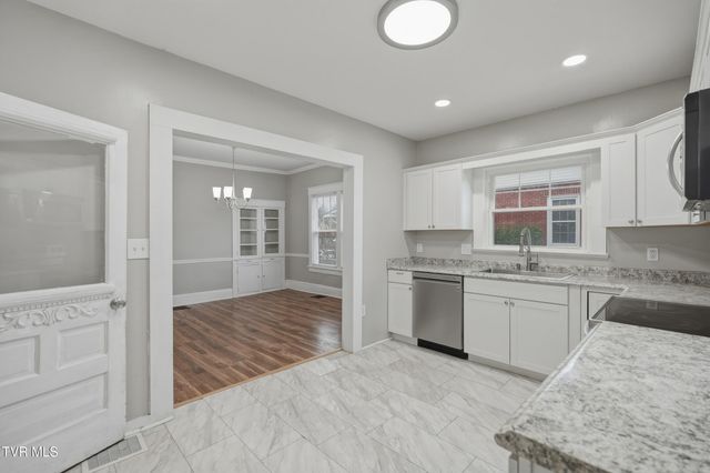 1017 Catawba Street, Kingsport, TN 37660