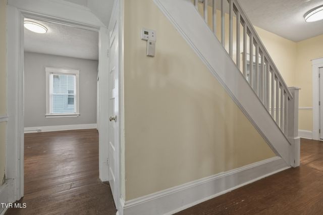 1017 Catawba Street, Kingsport, TN 37660