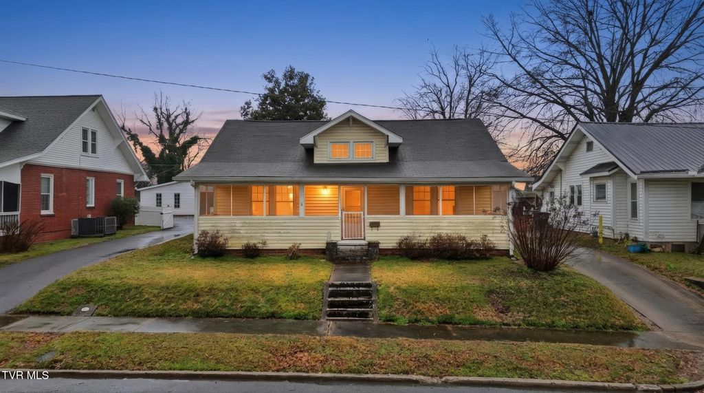 1017 Catawba Street, Kingsport, TN 37660