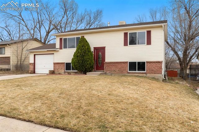 3465 Bridgewood Lane, Colorado Springs, CO 80910