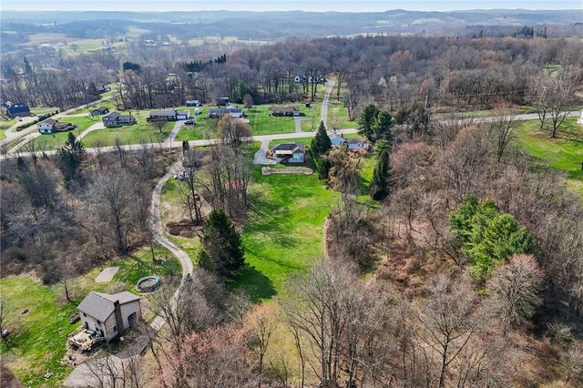 2691 Harlansburg Rd, Scott Twp, PA 16101