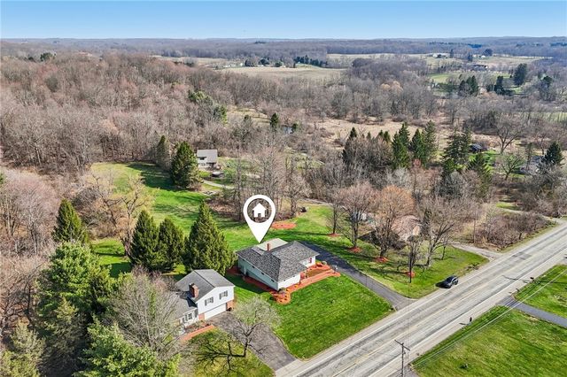 2691 Harlansburg Rd, Scott Twp, PA 16101