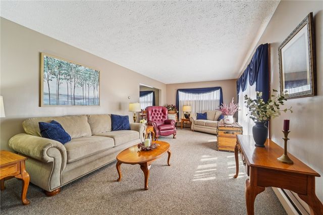 2691 Harlansburg Rd, Scott Twp, PA 16101