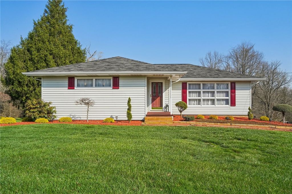 2691 Harlansburg Rd, Scott Twp, PA 16101