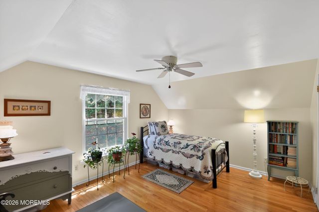 11 Moss Haven Way, Howell, NJ 07731