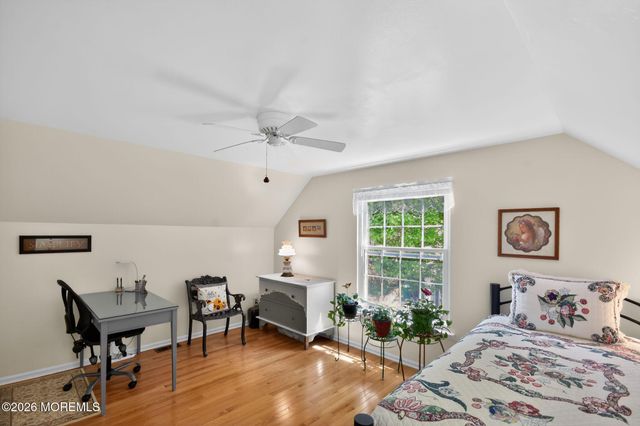 11 Moss Haven Way, Howell, NJ 07731