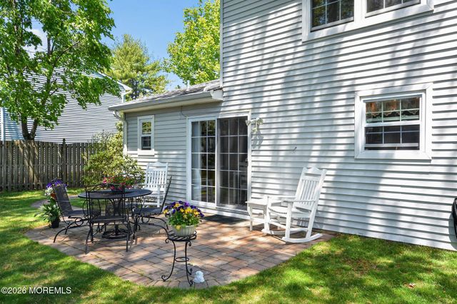 11 Moss Haven Way, Howell, NJ 07731