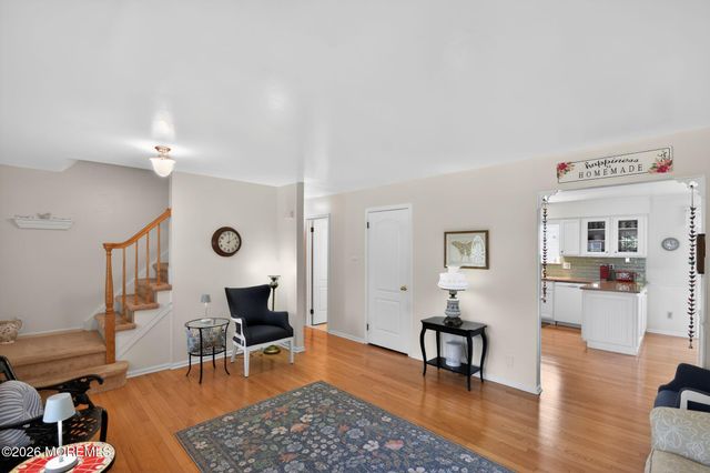 11 Moss Haven Way, Howell, NJ 07731