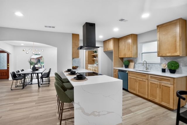 1716 Cynthia Lane, Hurst, TX 76054