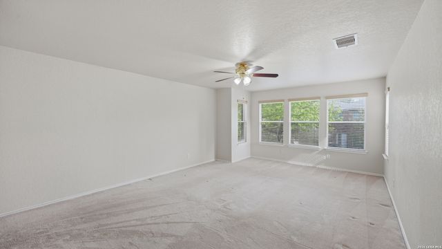 11004 Forest Pass, Live Oak, TX 78233