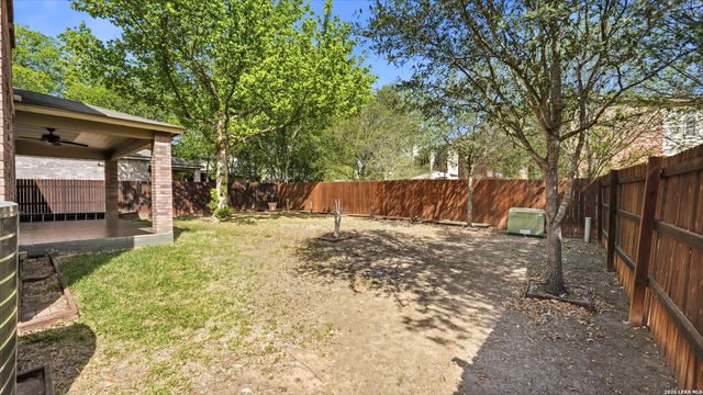 11004 Forest Pass, Live Oak, TX 78233