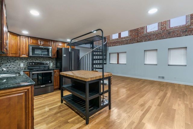 108 Hamilton Avenue, Columbus, OH 43203