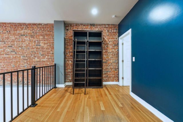 108 Hamilton Avenue, Columbus, OH 43203