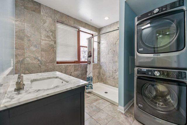 108 Hamilton Avenue, Columbus, OH 43203