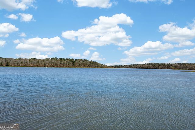 4 Grayson Point, Hogansville, GA 30230