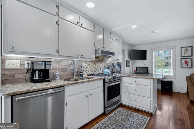 4 Grayson Point, Hogansville, GA 30230