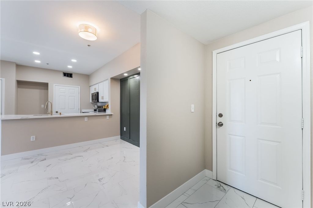 6955 North Durango Drive 2115, Las Vegas, NV 89149 — photo 3