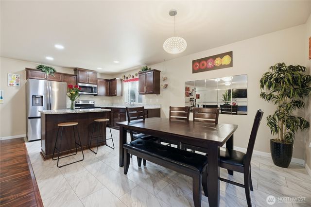 2231 SE Kelby Circle, Port Orchard, WA 98366