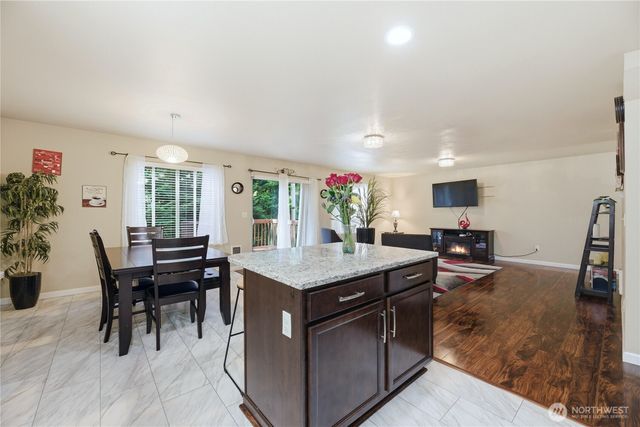2231 SE Kelby Circle, Port Orchard, WA 98366