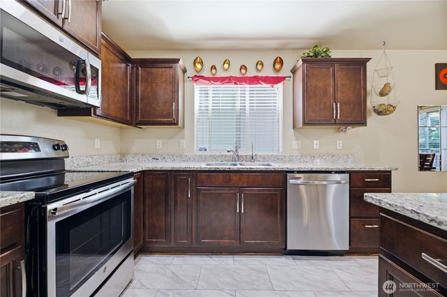 2231 SE Kelby Circle, Port Orchard, WA 98366