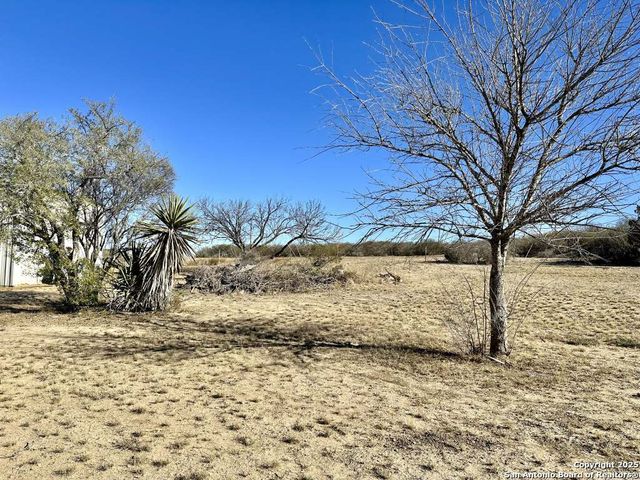 2903 HIGHWAY 90, Hondo, TX 78861