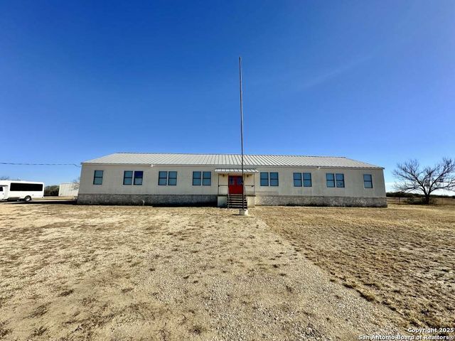 2903 HIGHWAY 90, Hondo, TX 78861