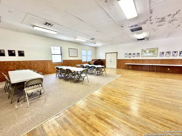 2903 HIGHWAY 90, Hondo, TX 78861