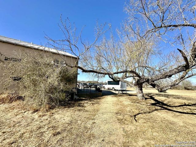 2903 HIGHWAY 90, Hondo, TX 78861