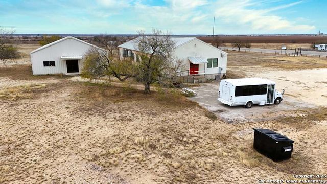 2903 HIGHWAY 90, Hondo, TX 78861