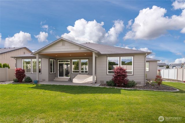 755 S Perry Avenue, East Wenatchee, WA 98802