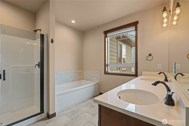 755 S Perry Avenue, East Wenatchee, WA 98802