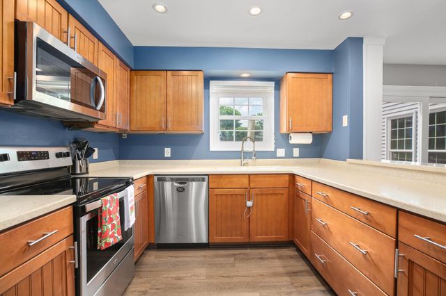 7303 LORD BARTON DR, Fredericksburg, VA 22407