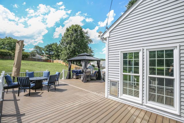 7303 LORD BARTON DR, Fredericksburg, VA 22407